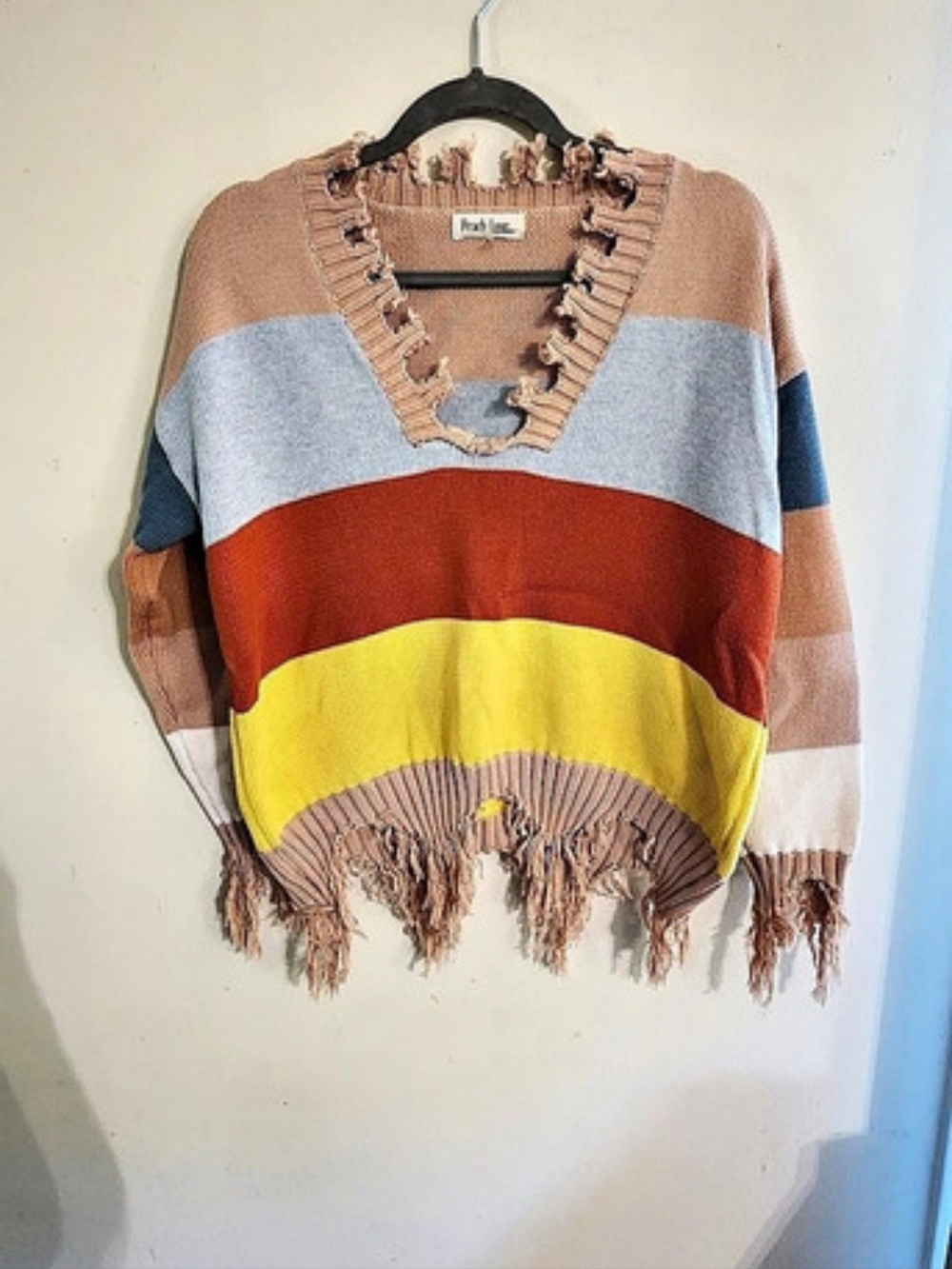 Peach Love Multicolored Stripe Distressed V-Neck Sweater Long Sleeve Size Large